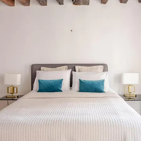 Apartment St Germain Des Pres Paris